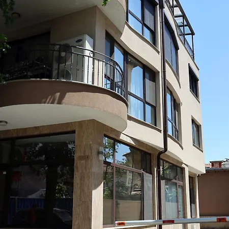 студио Apartament *